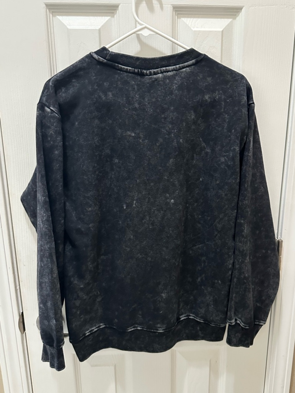Def Leppard Rhinestone sweatshirt size Small - Picture 10 of 11